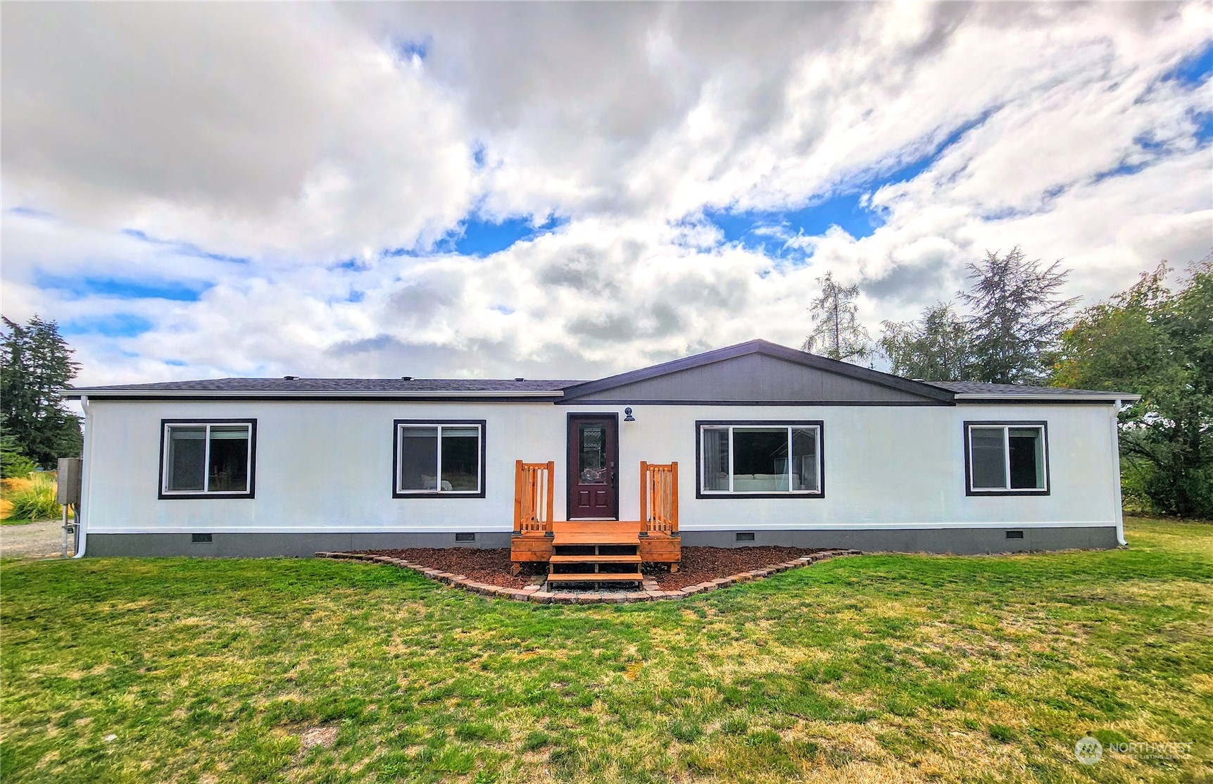 19143 Pecan Street Southwest Rochester, WA 98579 - Photo 3 of 30