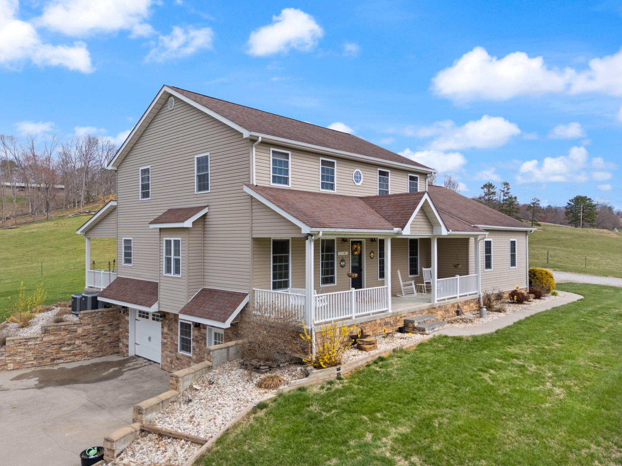 1841 Peter Cave Road McKee, KY 40447 - Photo 83 of 102 82-web-or-mls-DJI_20250327113838_0124_D