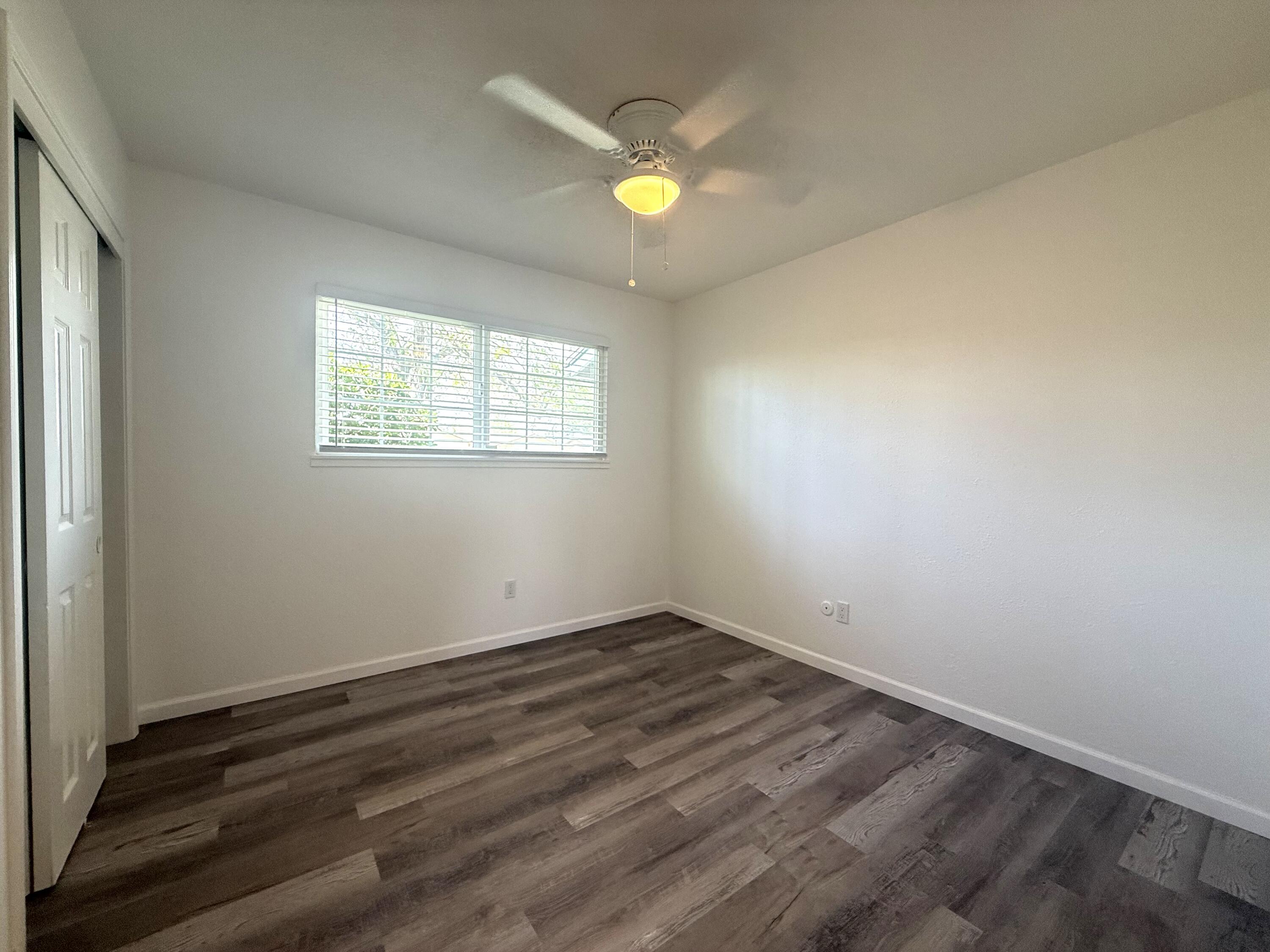 1093 Raymond Road Hanford, CA 93230 - Photo 16 of 32 IMG_8958