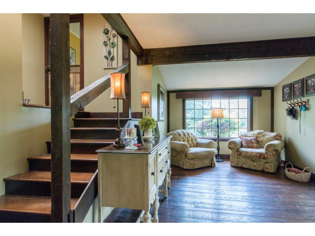 503 Green Acres Road Bristol, VA 24201 - Photo 17 of 36 Photo 17