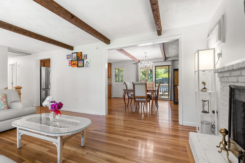 20 John Swift Road Acton, MA 01720 - Photo 5 of 26 Gallery Image 5