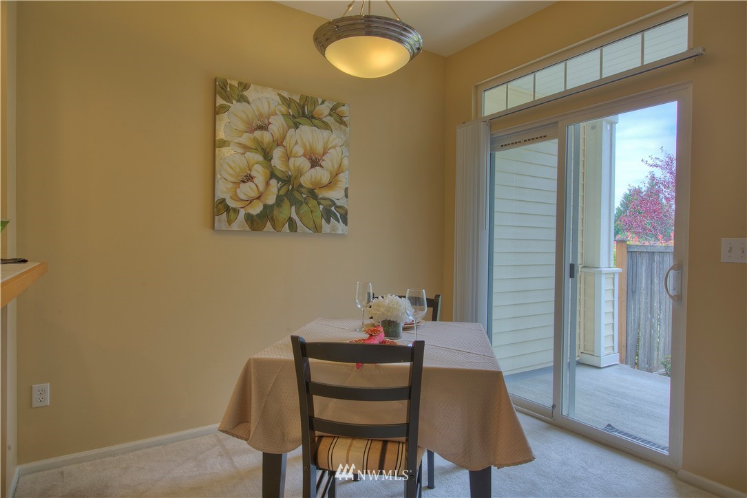 10918 Southeast 187th Lane Renton, WA 98055 - Photo 5 of 21 Gallery Image 5
