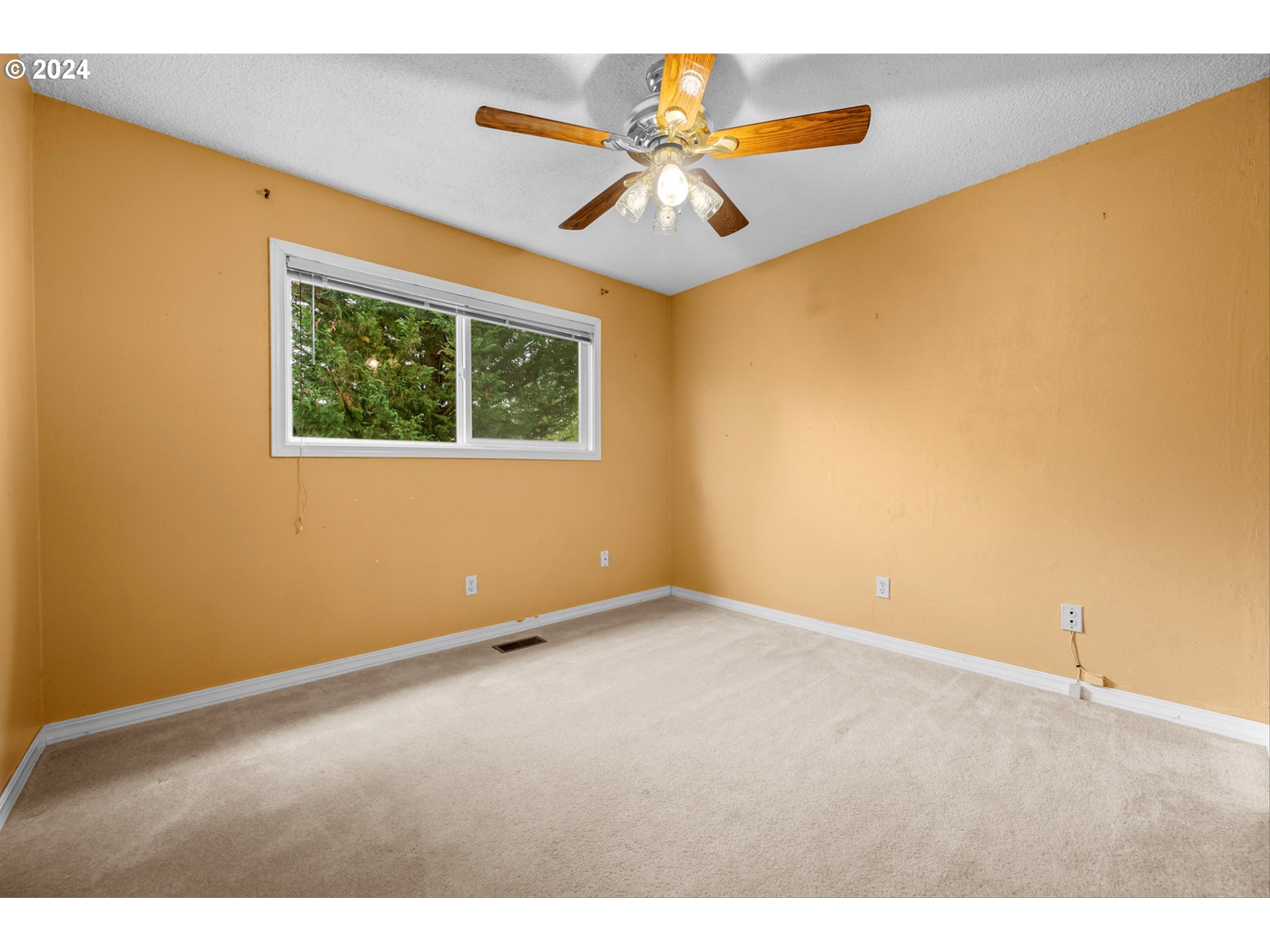 2355 Northeast Rene Avenue Gresham, OR 97030 - Photo 19 of 34 Gallery Image 19
