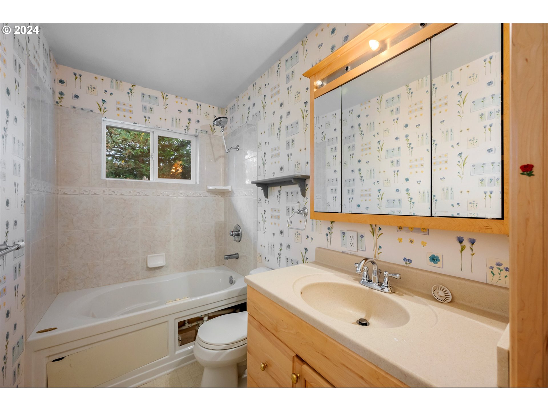 2355 Northeast Rene Avenue Gresham, OR 97030 - Photo 21 of 34 Gallery Image 21