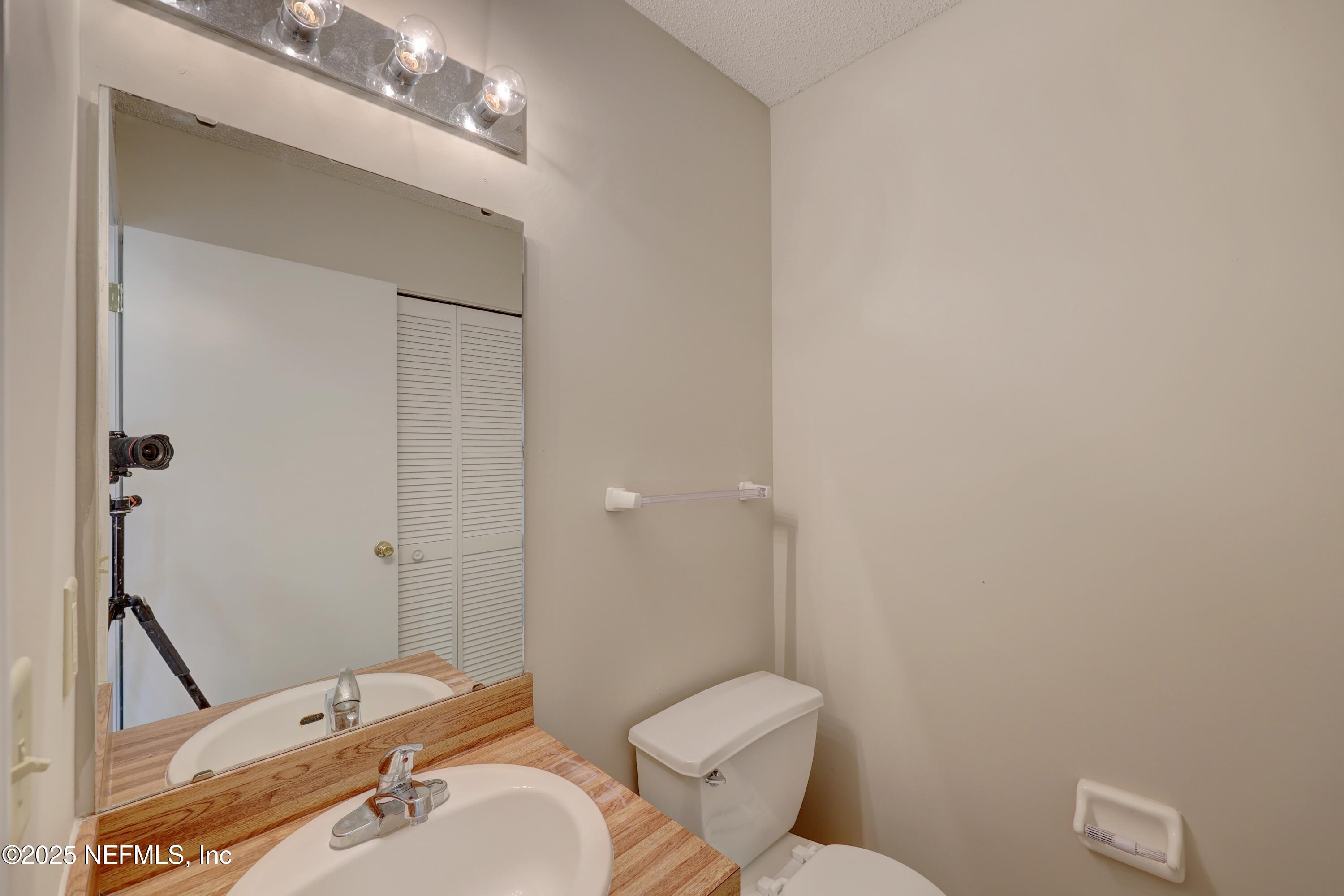 3801 Crown Point Road, Unit 2132 Jacksonville, FL 32257 - Photo 9 of 21 1/2 Bath