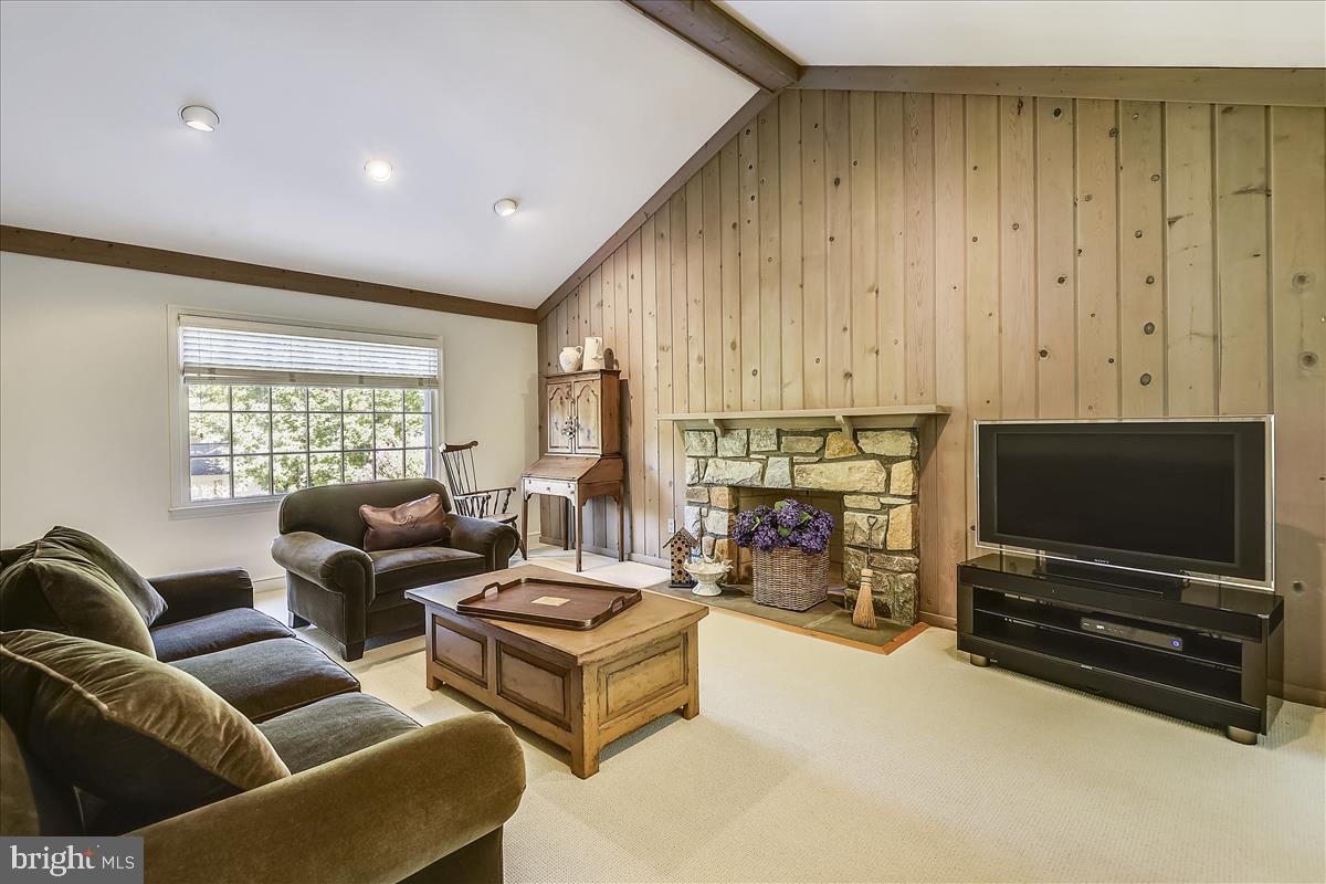 9340 Reach Road Potomac, MD 20854 - Photo 15 of 43 Family Room with new fireplace (2019)