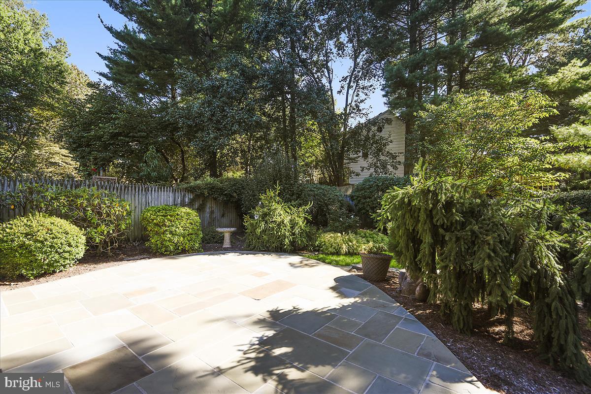 Large Flagstone Patio