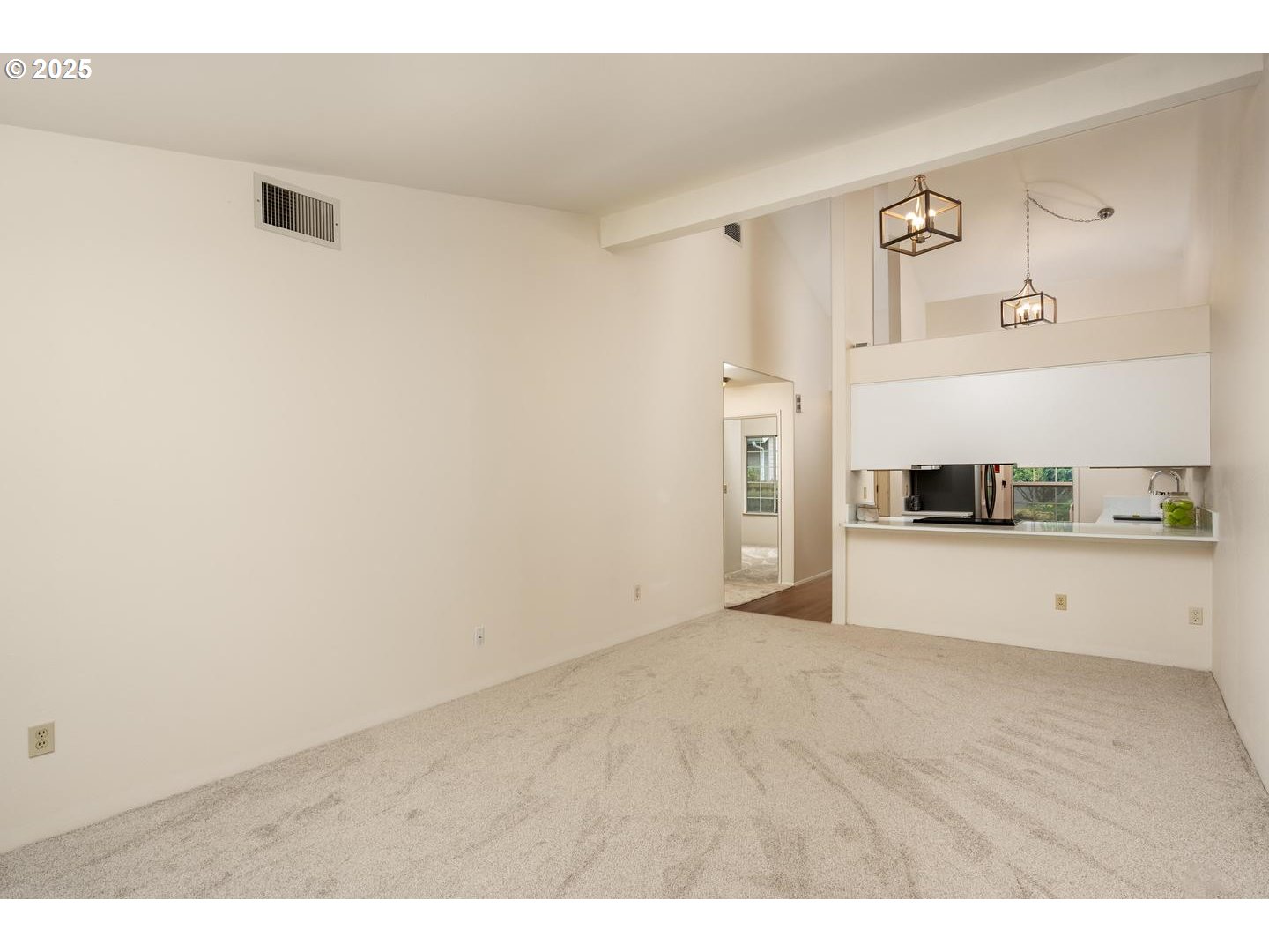 13775 Southwest Scholls Ferry Road, Unit 3 Beaverton, OR 97008 - Photo 11 of 46 Dining Area