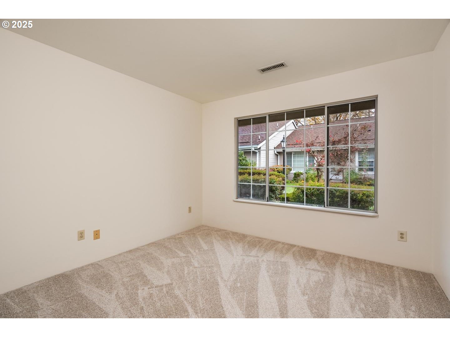 13775 Southwest Scholls Ferry Road, Unit 3 Beaverton, OR 97008 - Photo 24 of 46 Living Room/Dining Room