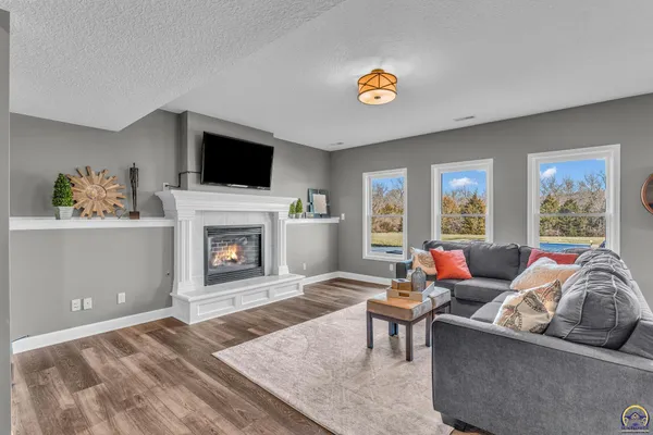 $949,000 | 5100 Southwest 53rd Street, Topeka, KS 66610