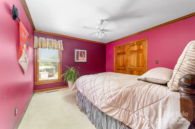 $825,000 | 425 Krimminger Avenue Southeast, Concord, NC 28025