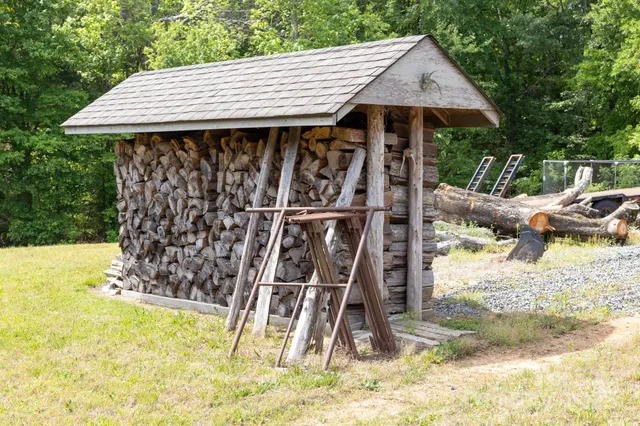 $825,000 | 425 Krimminger Avenue Southeast, Concord, NC 28025