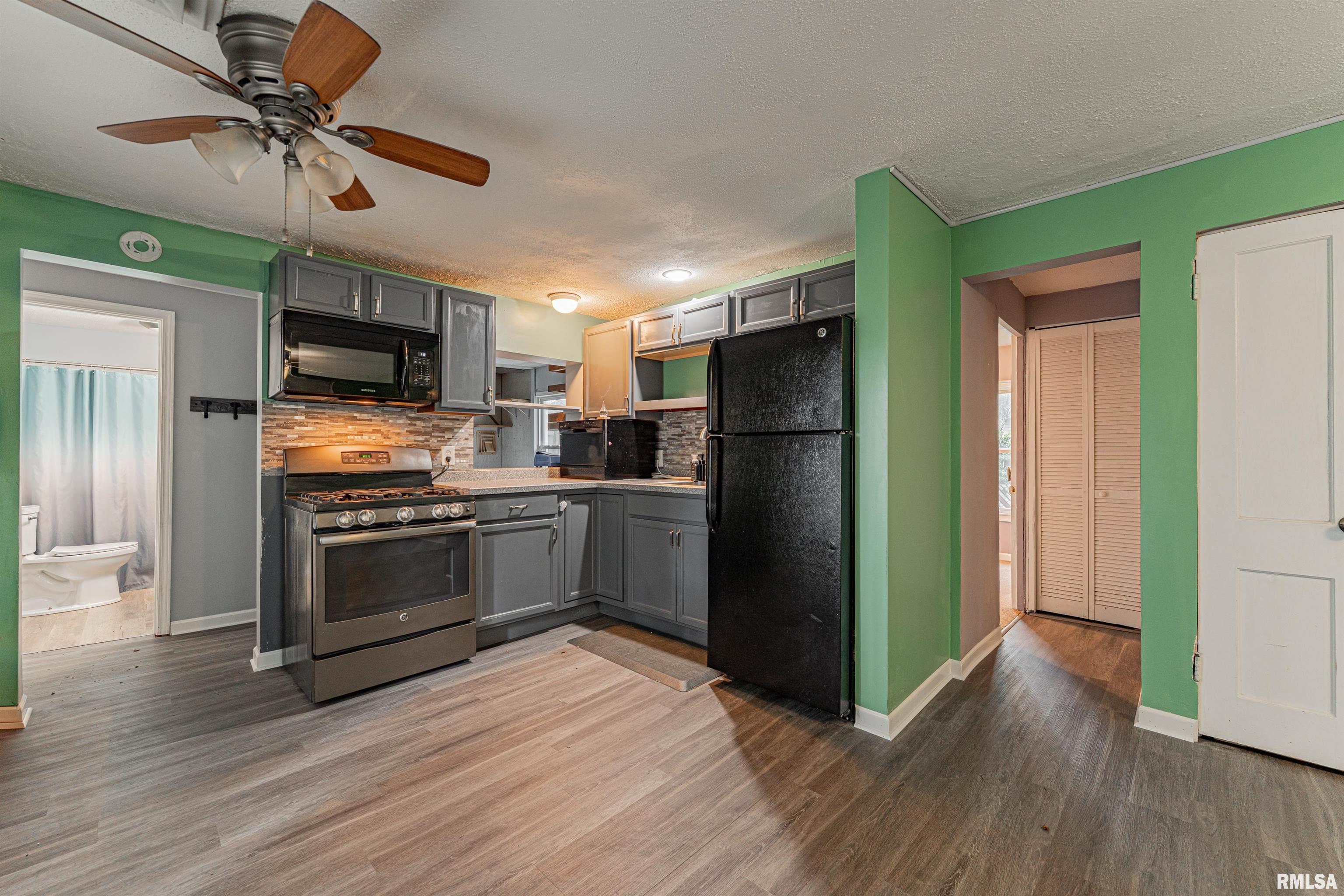 5 Melody Lane Springfield, IL 62702 - Photo 4 of 16 Gallery Image 4