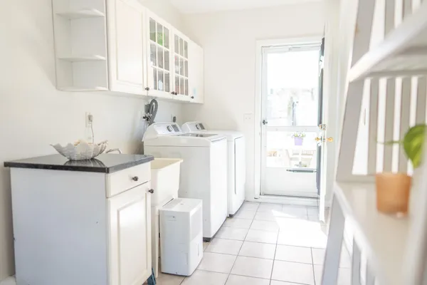 $715,000 | 15 Mulford Street, South Yarmouth, MA 02664