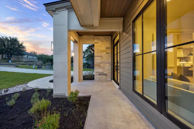 $1,299,000 | 307 Eocene, Horseshoe Bay, TX 78657