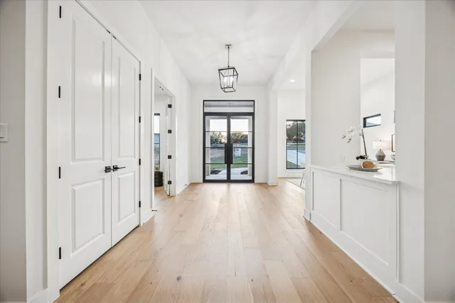 $1,299,000 | 307 Eocene, Horseshoe Bay, TX 78657