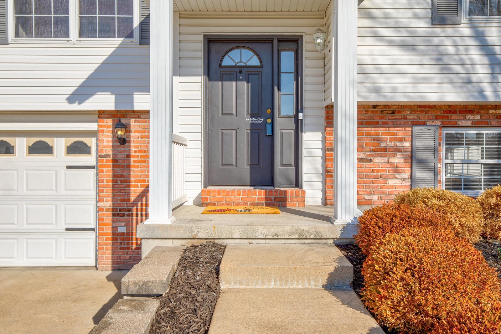 104 Williamsburg Drive Crystal City, MO 63019 - Photo 3 of 31