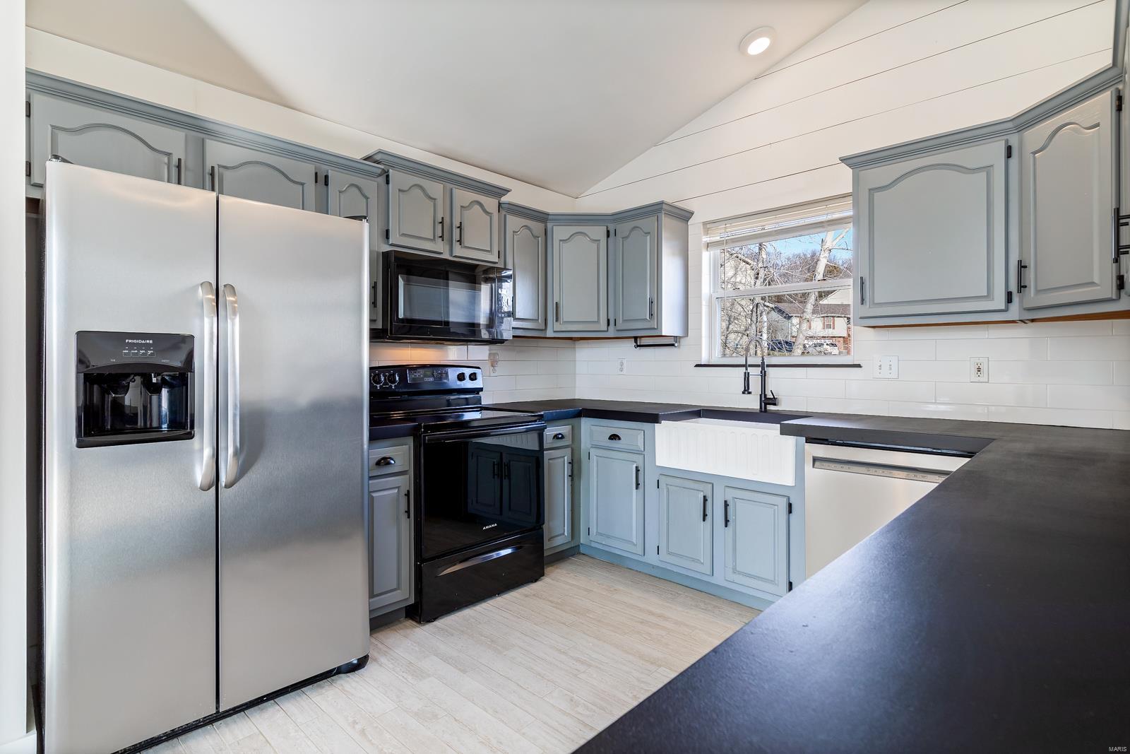 104 Williamsburg Drive Crystal City, MO 63019 - Photo 5 of 31