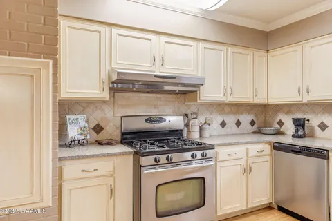 $260,000 | 223 West Port Street, St. Martinville, LA 70582