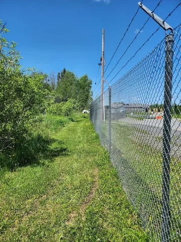 $85,000 | 7-l 52 Boundary Line Road, Van Buren, ME 04785