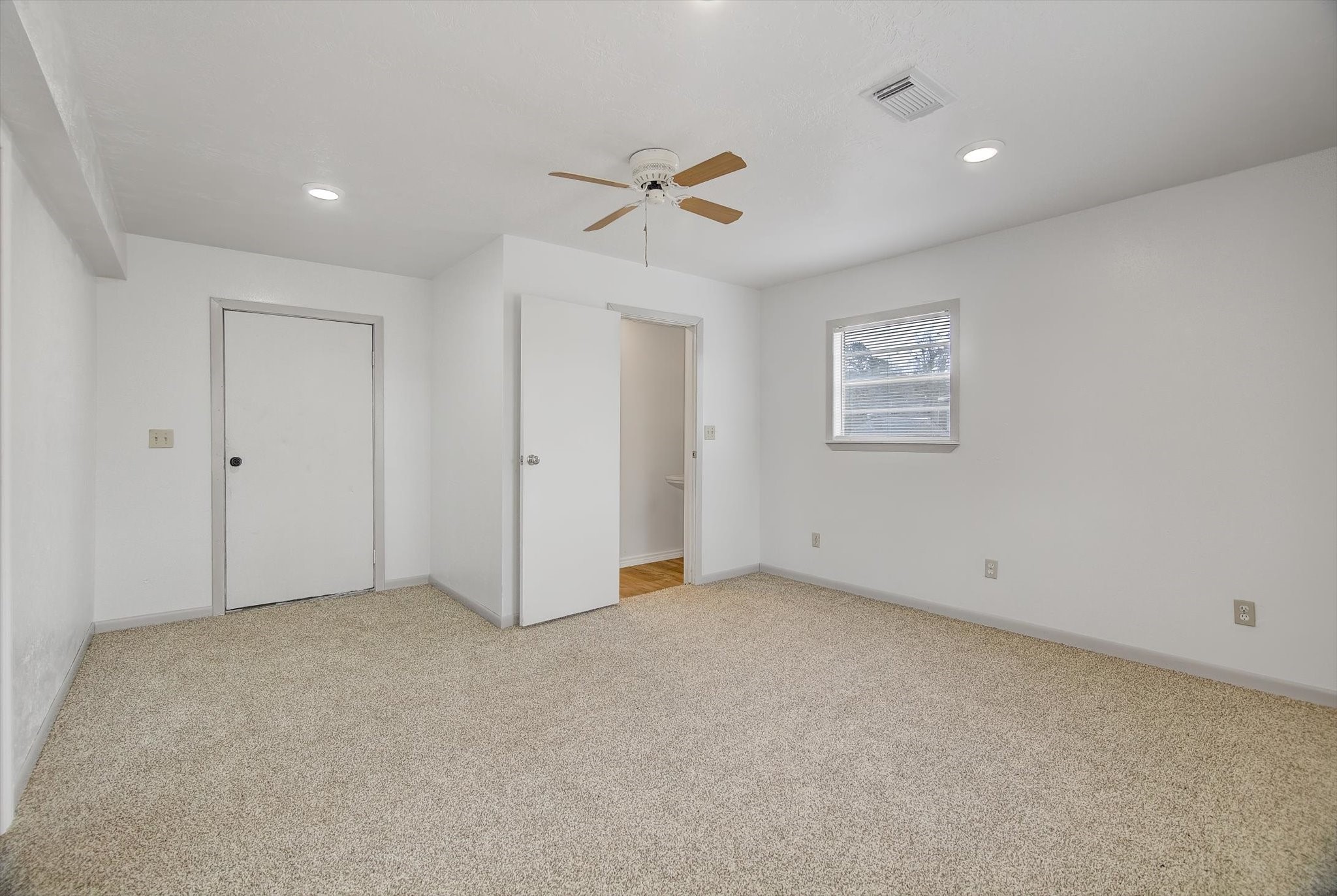 577 County Road 2251 Cleveland, TX 77327 - Photo 32 of 50