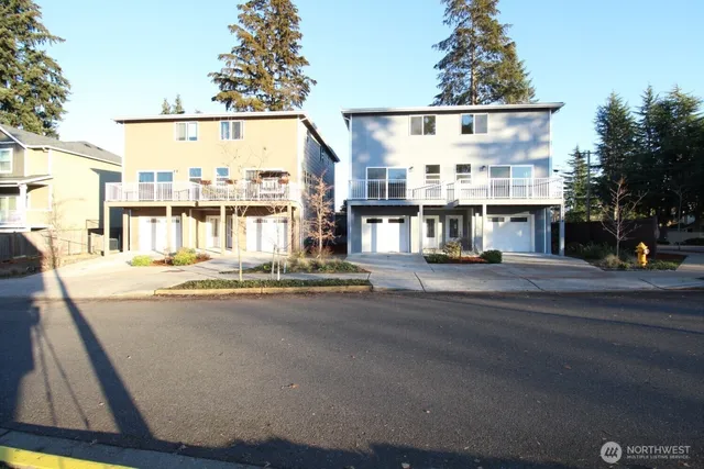 $590,000 | 15188 5th Lane South, Unit A, Burien, WA 98148