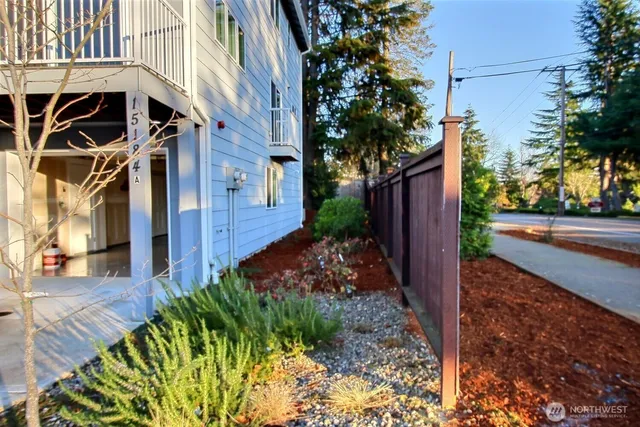 $590,000 | 15188 5th Lane South, Unit A, Burien, WA 98148