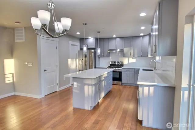 $590,000 | 15188 5th Lane South, Unit A, Burien, WA 98148