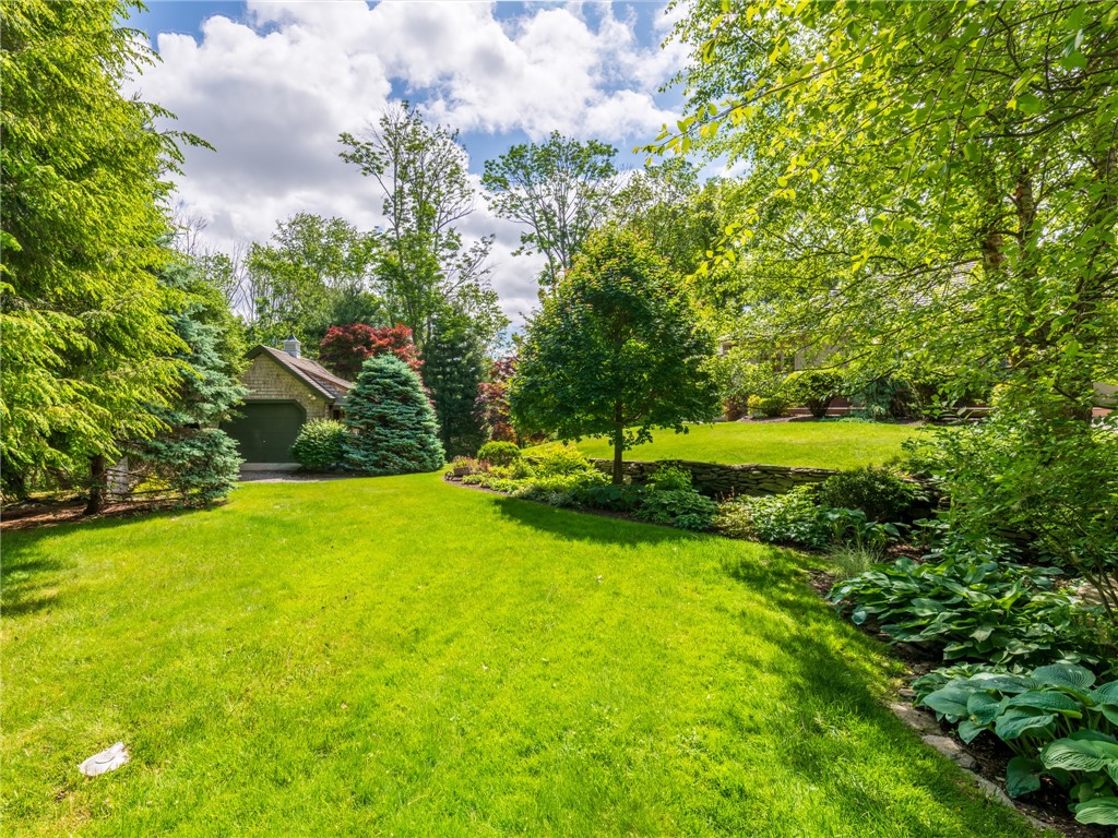 429 Woonsocket Hill Road North Smithfield, RI 02896 - Photo 5 of 47 Gallery Image 5
