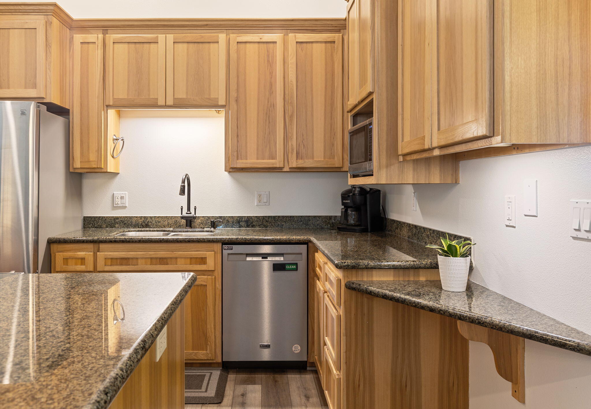 201 Southeast Yorktown Road Grants Pass, OR 97527 - Photo 12 of 43 10-web-or-mls-201-se-yorktown-rd