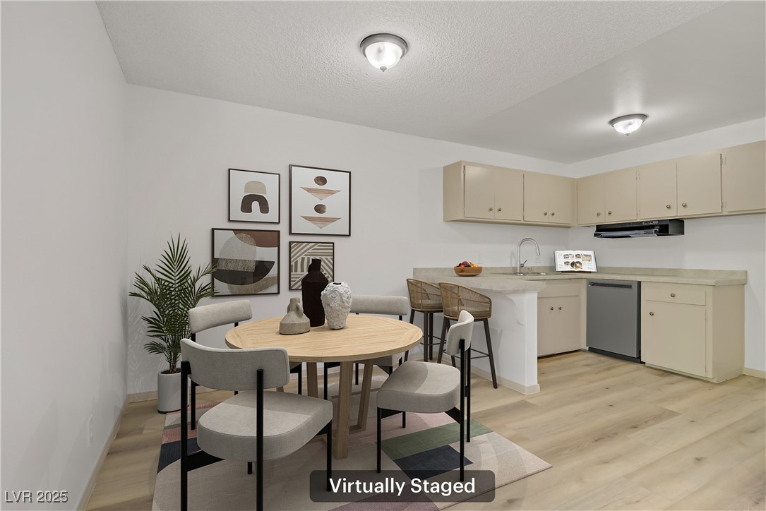 “virtually staged”