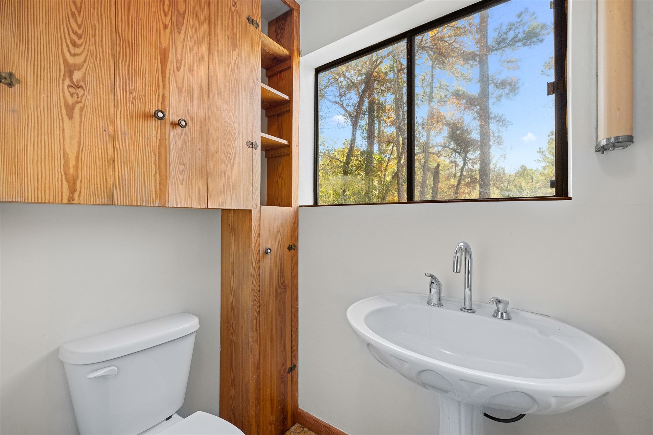 10845 Deer Ridge Road Bedias, TX 77831 - Photo 13 of 40