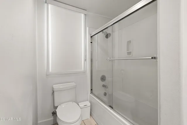 $3,600 | 10878 Bloomfield Street, Unit 107, Toluca Lake, CA 91602