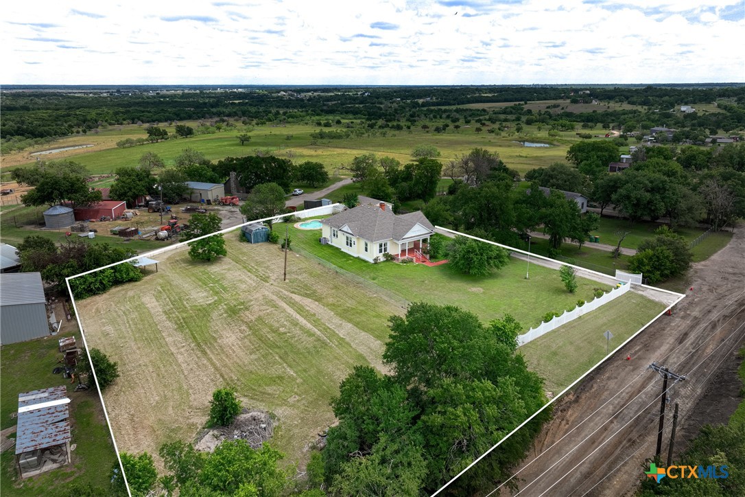 2967 South Old Robinson Road Lorena, TX 76655 - Photo 2 of 41