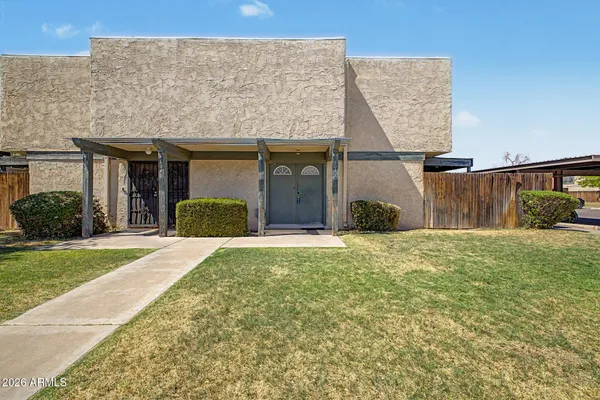 $159,995 | 6048 West Golden Lane, Glendale, AZ 85302