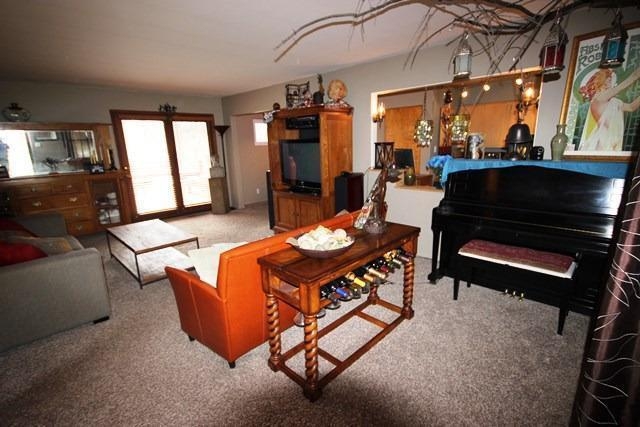 264 Southmoor Road Hammond, IN 46324 - Photo 3 of 10 640x427