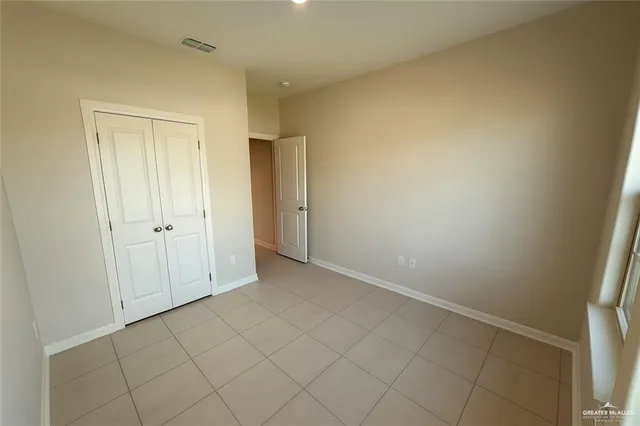 an empty room with a empty space