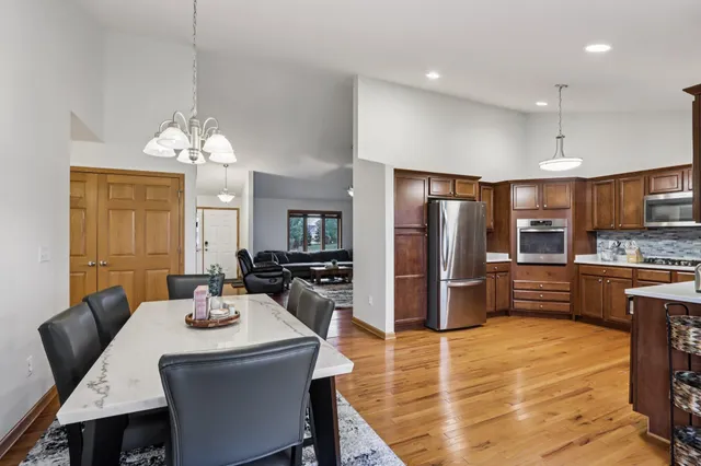 $400,000 | 219 Windmill Lane, Walworth, WI 53184