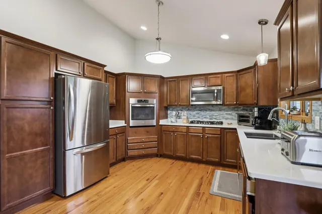 $400,000 | 219 Windmill Lane, Walworth, WI 53184