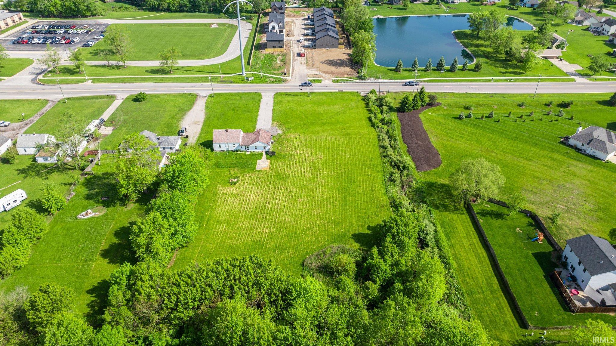 **** St Joe Center Road Fort Wayne, IN 46835 - Photo 7 of 8 Gallery Image 7