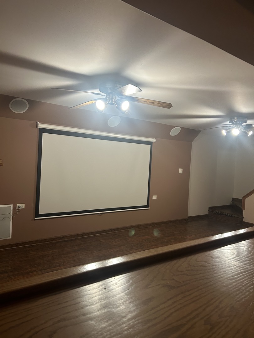 527 Springwood Lane Bolingbrook, IL 60440 - Photo 14 of 35 a view of room with wooden floor