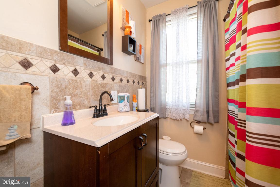 1209 Glenhaven Road Baltimore, MD 21239 - Photo 9 of 21 Gallery Image 9