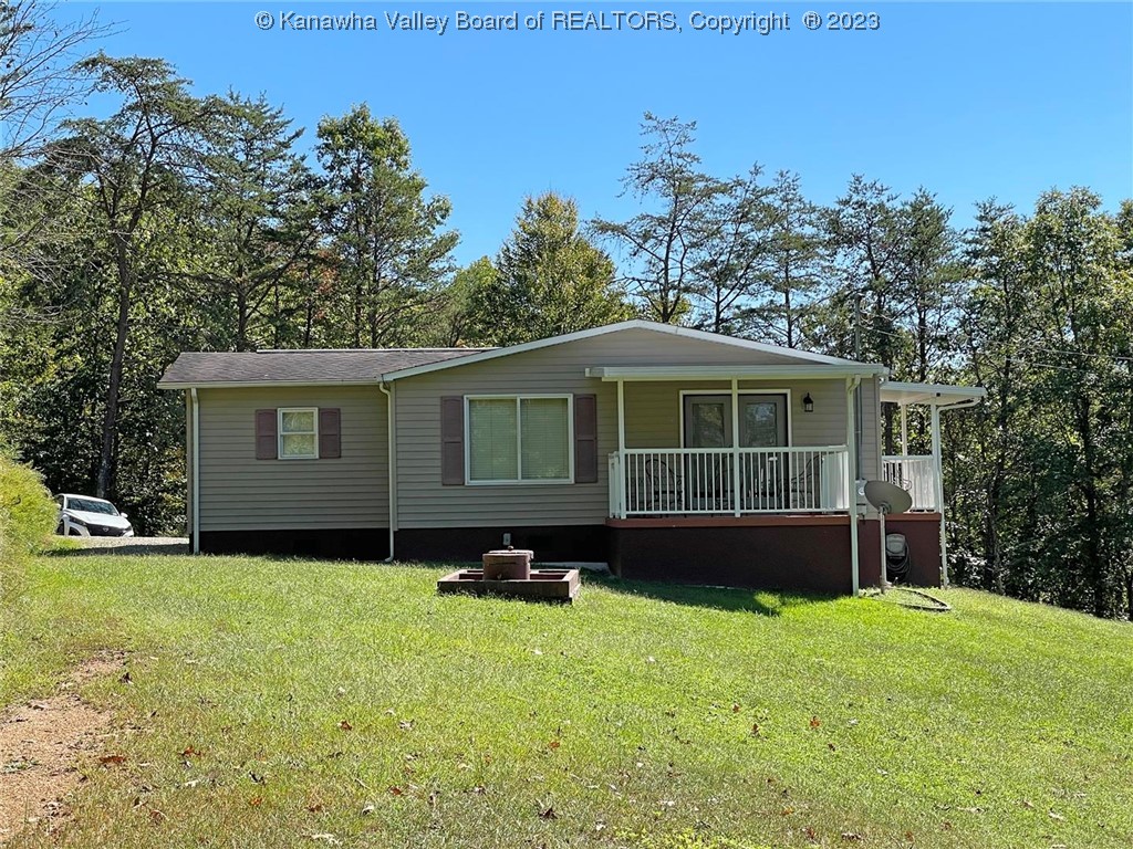 987 Upper Gore Addition Road Tornado, WV 25202 - Photo 11 of 49 Gallery Image 11