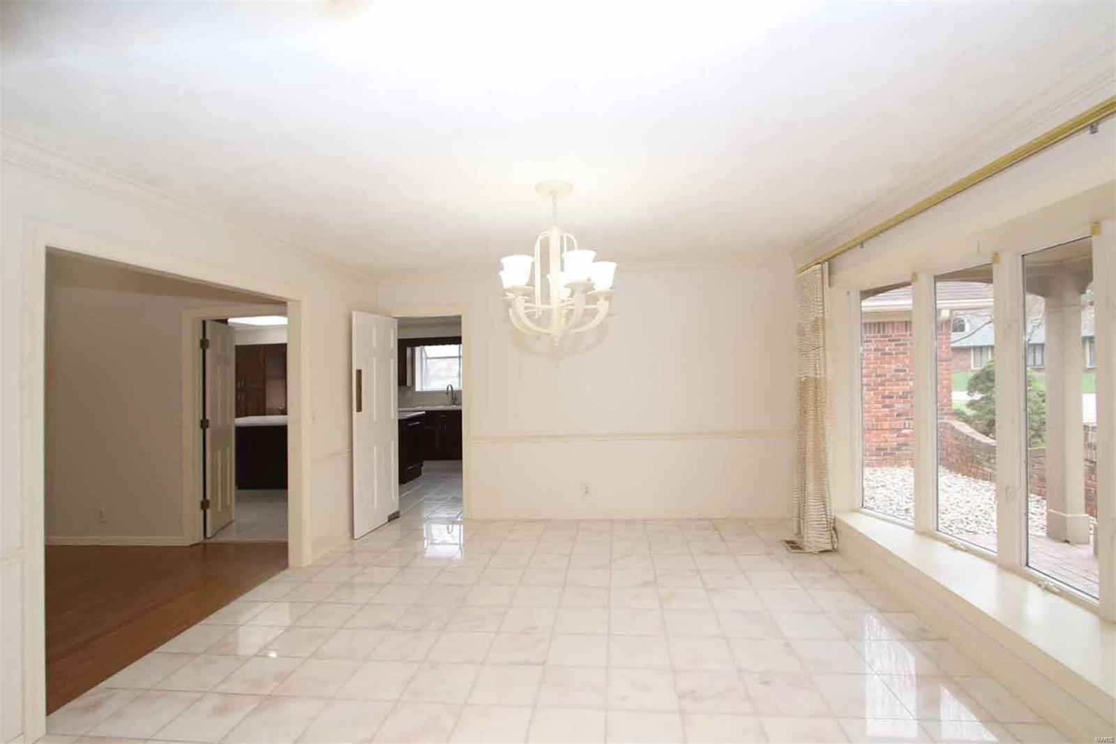 109 Red Fox Road Belleville, IL 62223 - Photo 6 of 53 Gallery Image 6