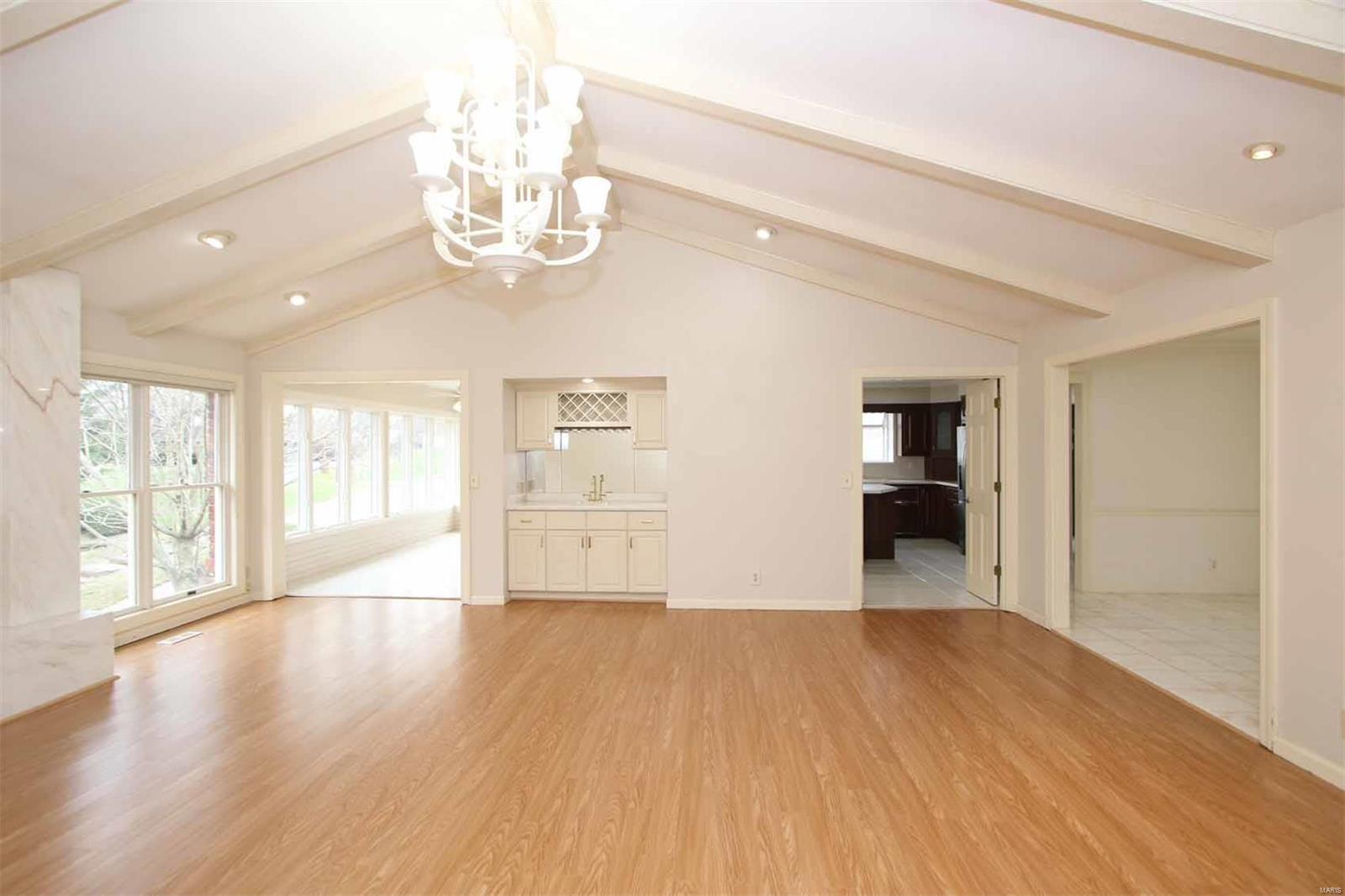 109 Red Fox Road Belleville, IL 62223 - Photo 8 of 53 Gallery Image 8