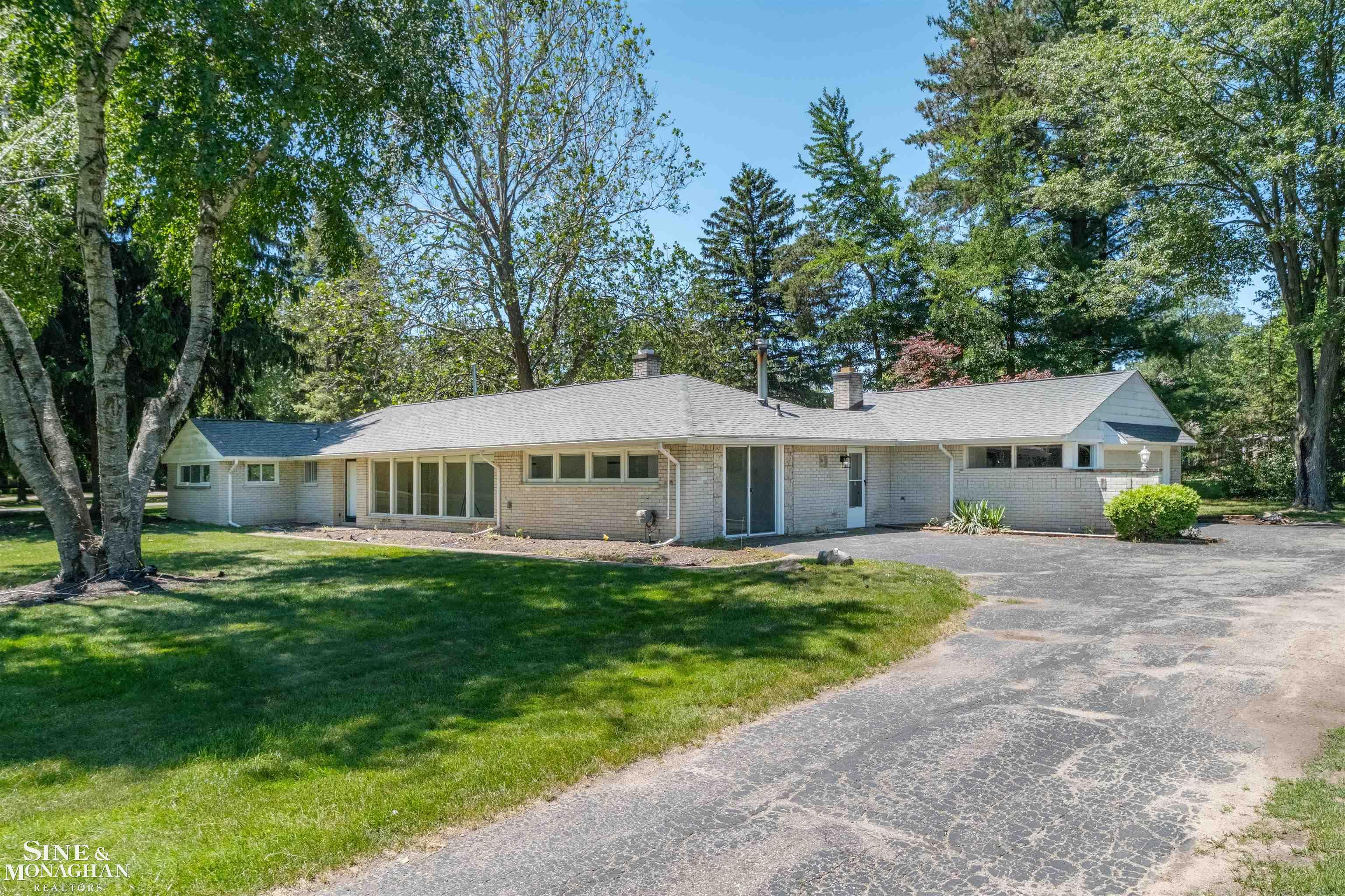 6340 Franklin Road Bloomfield Hills, MI 48301 - Photo 3 of 40