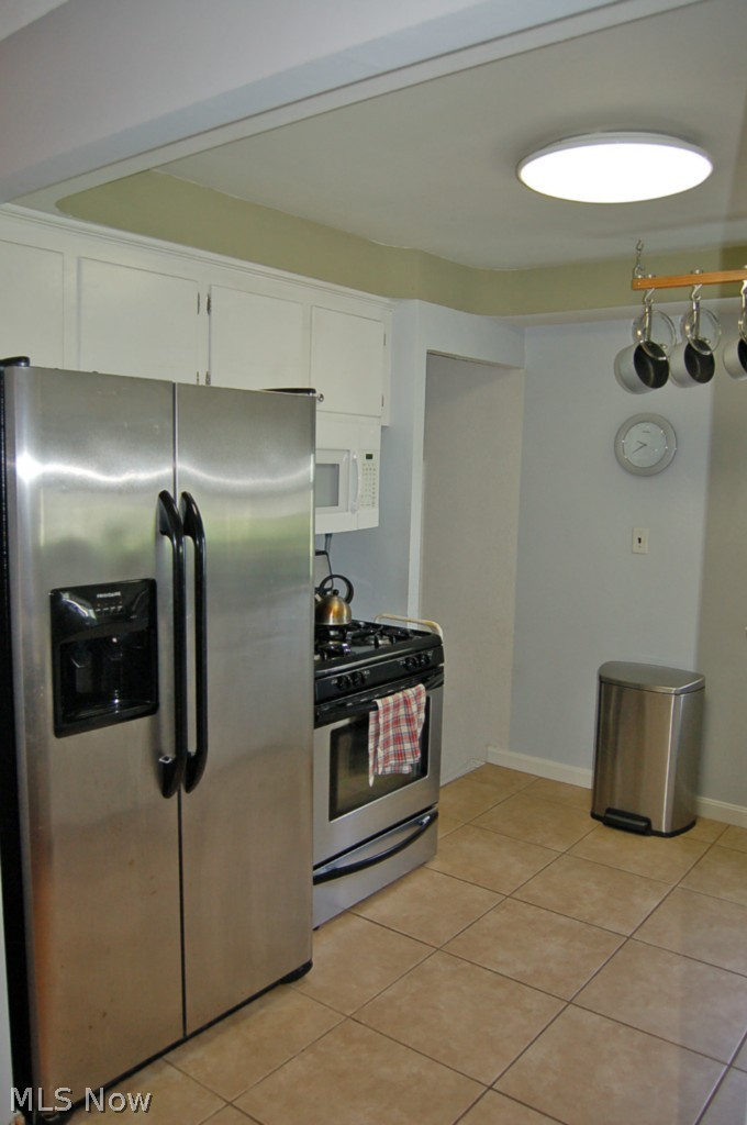 948 Dalewood Road Cleveland, OH 44124 - Photo 15 of 25 Gallery Image 15