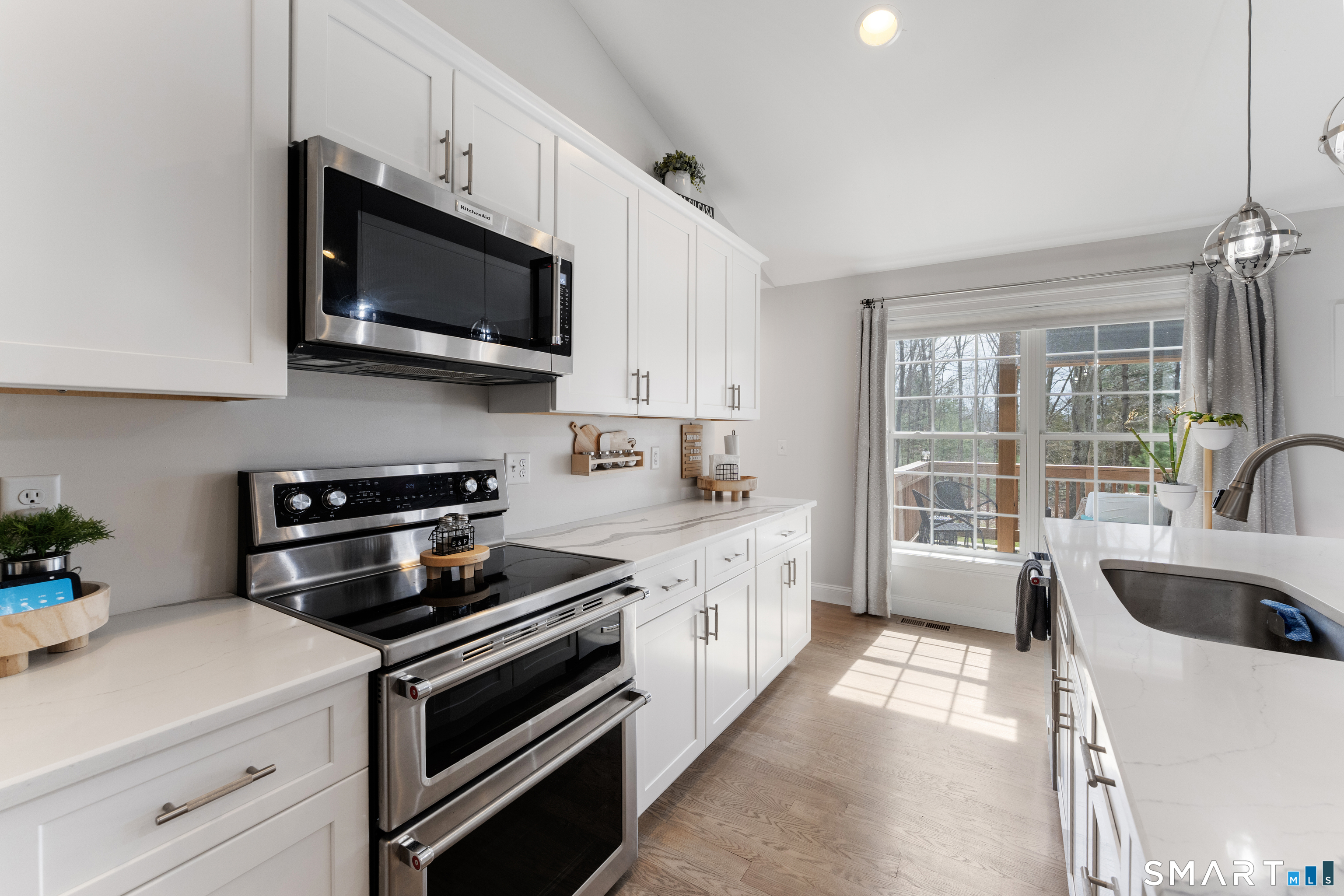 603 Hopeville Road Griswold, CT 06351 - Photo 7 of 39