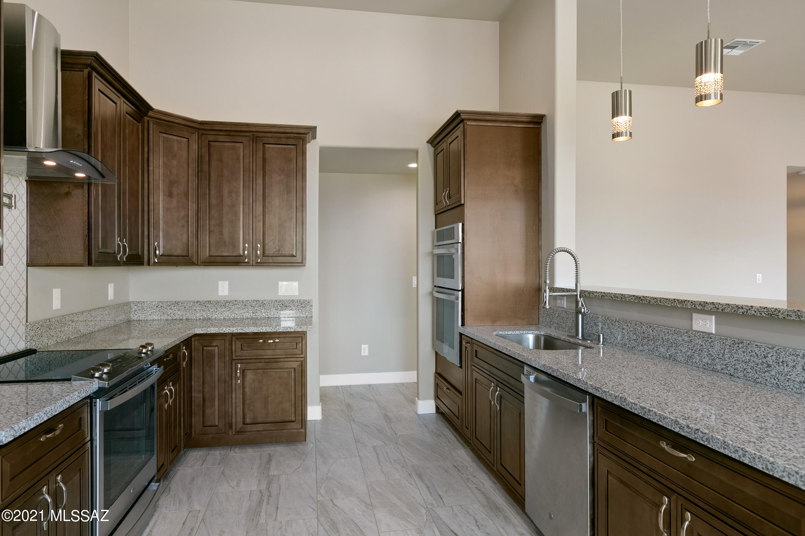 13516 South Sundown Ranch Road Vail, AZ 85641 - Photo 12 of 34 Gallery Image 12