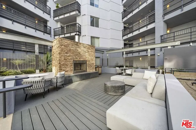 $925,000 | 629 Traction Avenue, Unit 609, Los Angeles, CA 90013